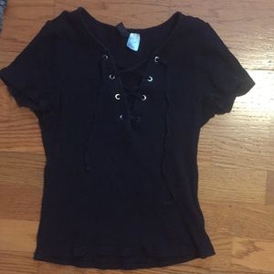 cropped lace up black cropped top